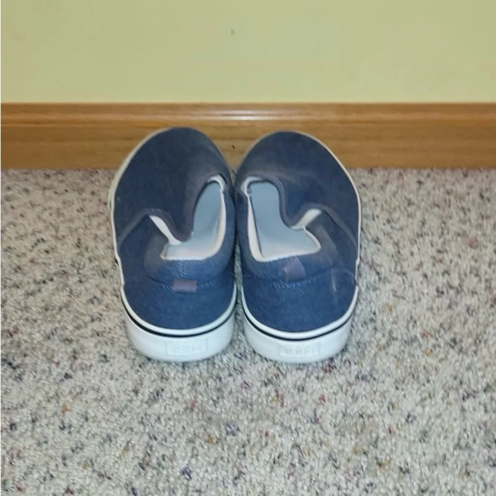 Old Navy Youth Slip Ons Size 5 Denim Navy Blue